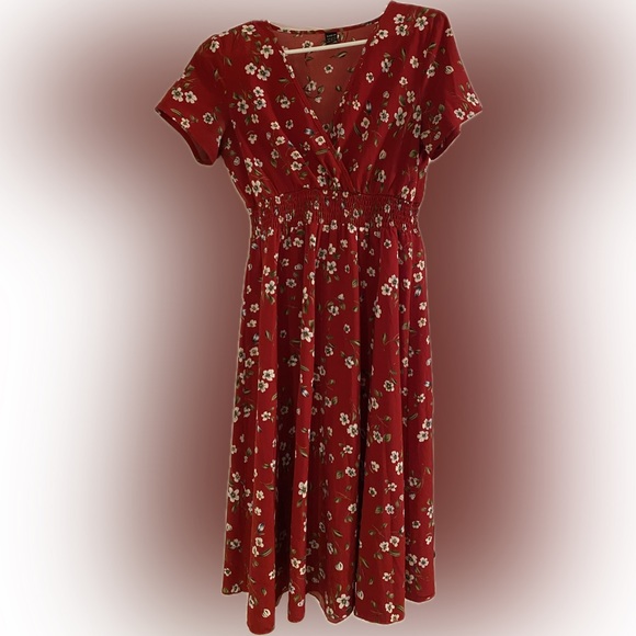 Floral shirred waist dress - Picture 4 of 5